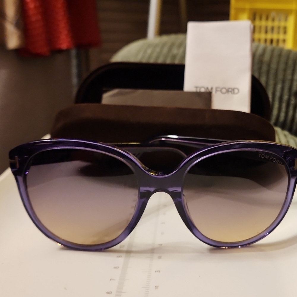Tom Ford Purple Sunglasses Chic Accessories